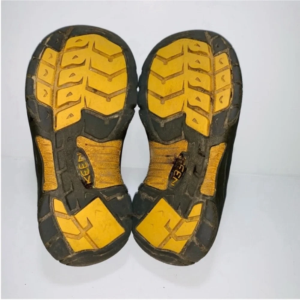 Keen Toddlers Newport H2 Sandals Shoes Size 13 Camo Green Closed Toe Water Shoes